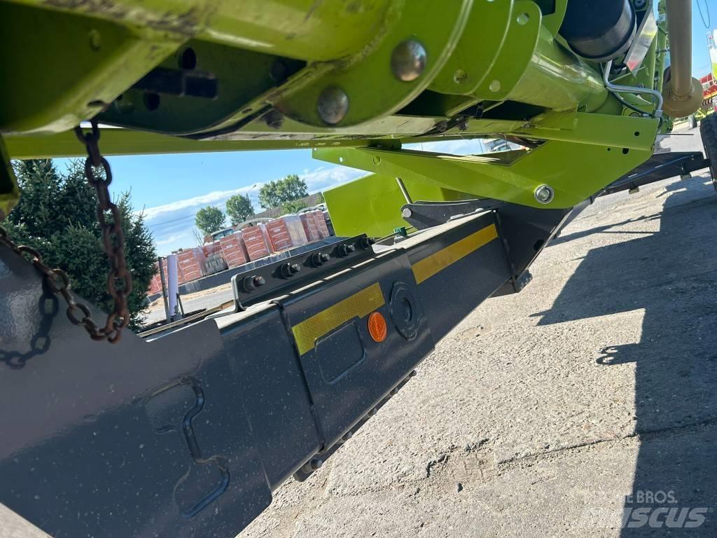 CLAAS Vario 1080 Ražas novākšanas kombaini
