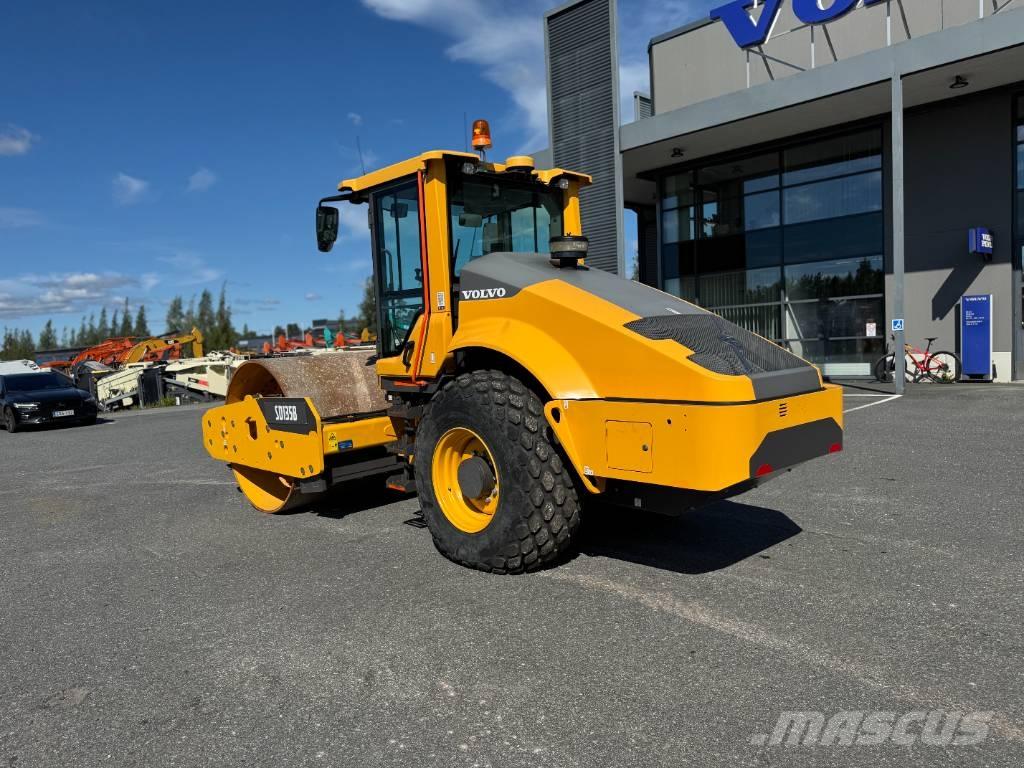 Volvo SD 135 B Vienvalča grunts veltņi