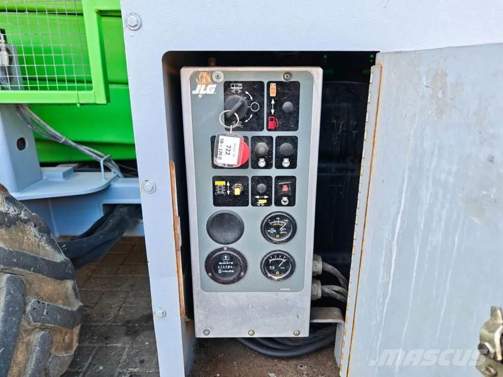 JLG 33 RTS Šķerveida pacēlāji