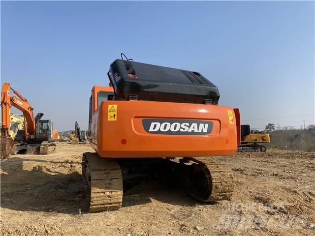 Doosan DH 300 Kāpurķēžu ekskavatori