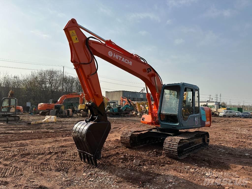 Hitachi EX 120 Kāpurķēžu ekskavatori