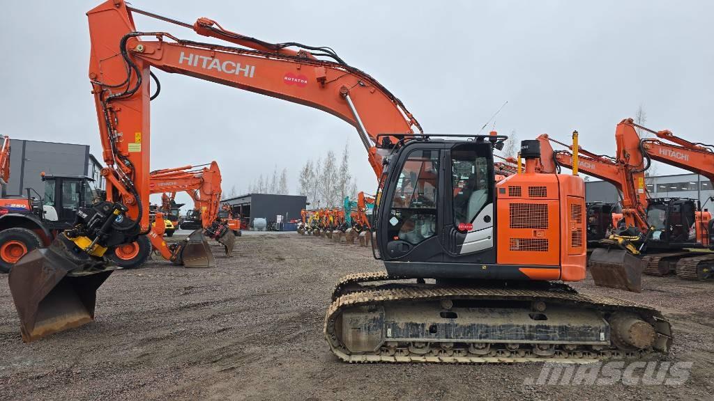 Hitachi ZX 225USLC-6 Kāpurķēžu ekskavatori