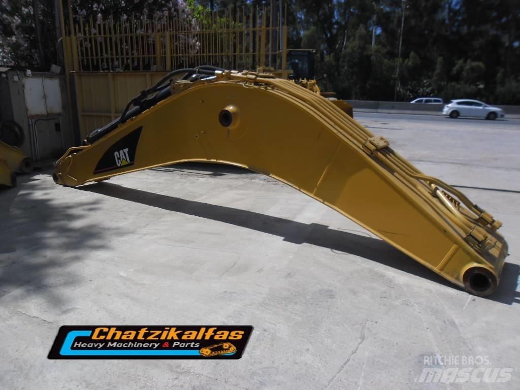 CAT BOOM 330C Strēles un kausi