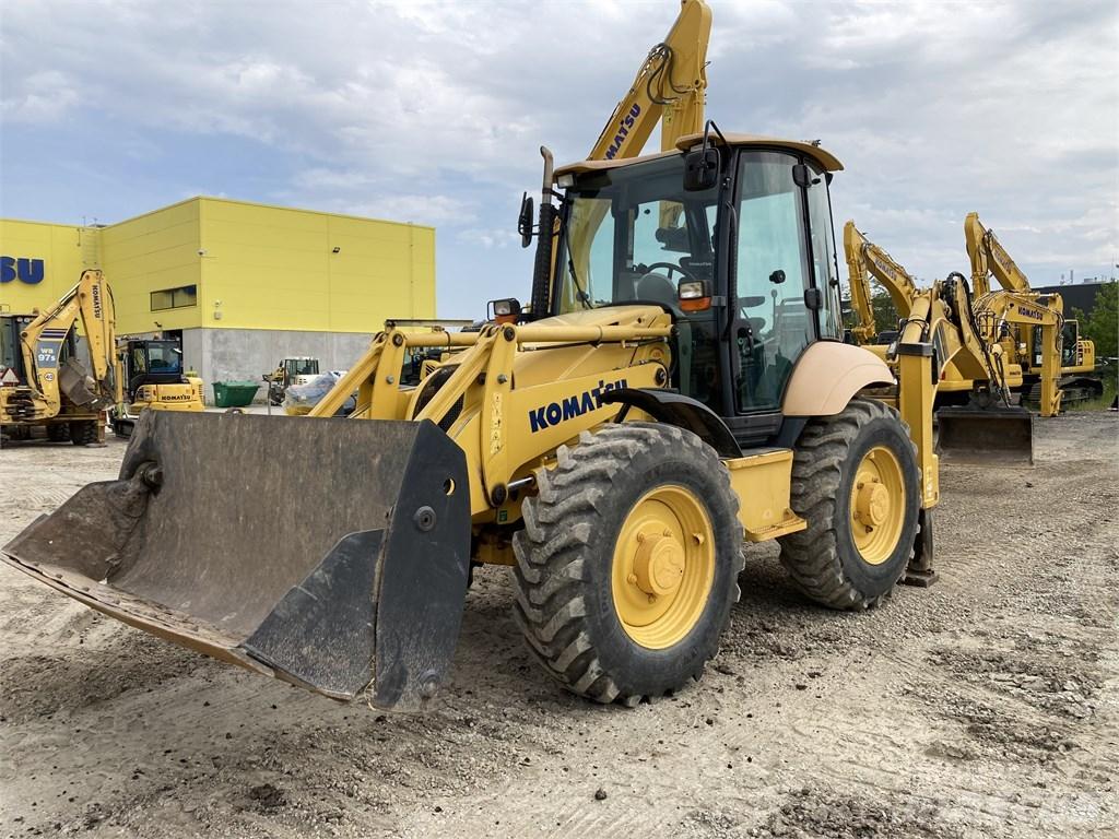 Komatsu WB93S-5E0 Ekskavatori-iekrāvēji
