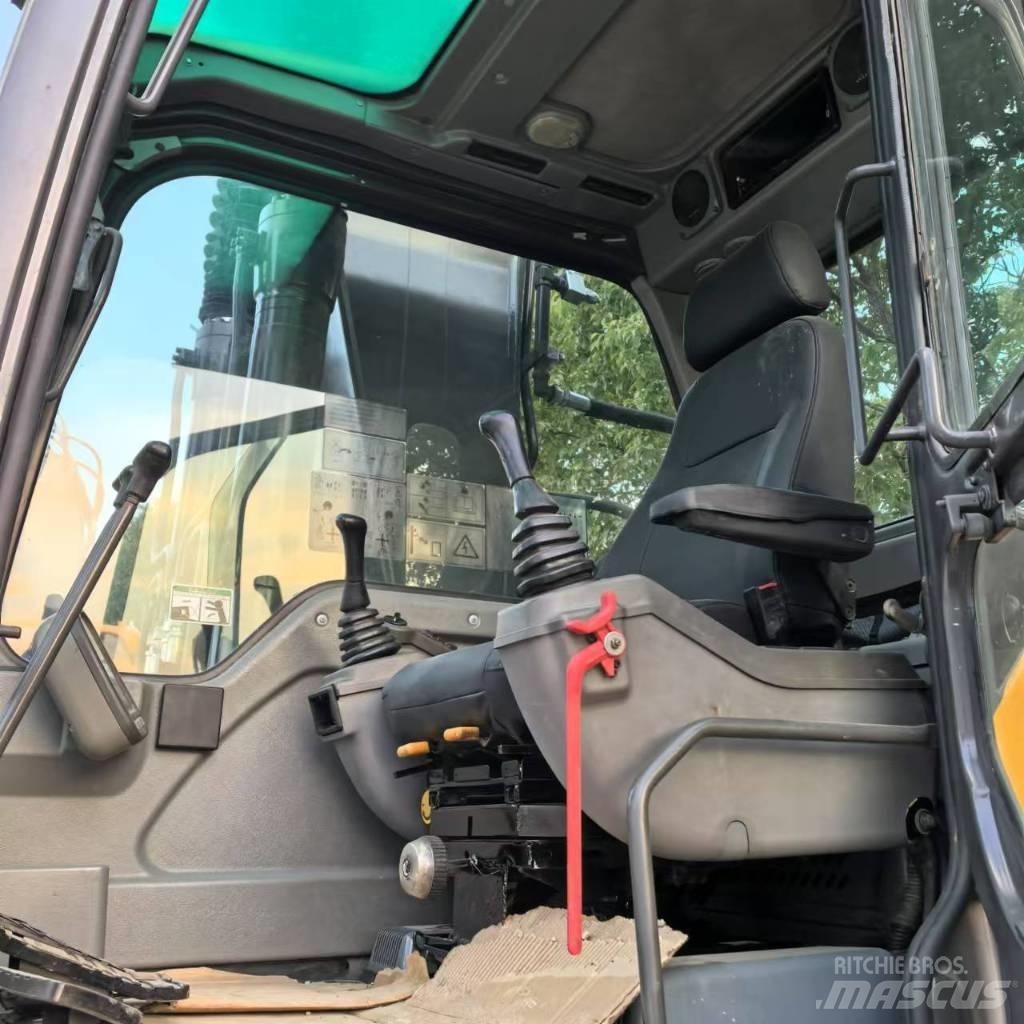 Volvo EC 210 D Vidēja lieluma ekskavatori 7 t - 12 t