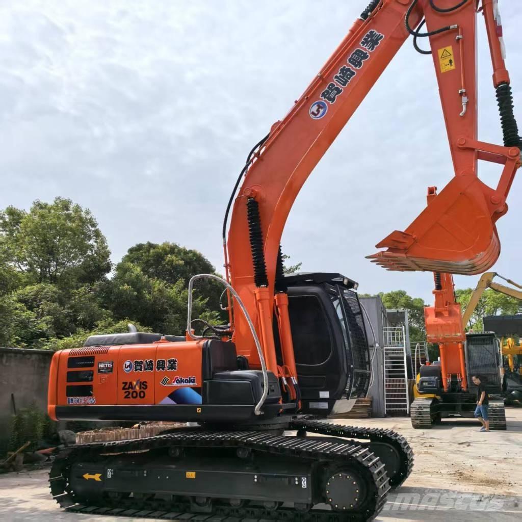 Hitachi ZX 200-3 G Kāpurķēžu ekskavatori