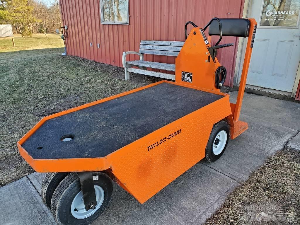 Taylor-Dunn SC100 Vilcējs