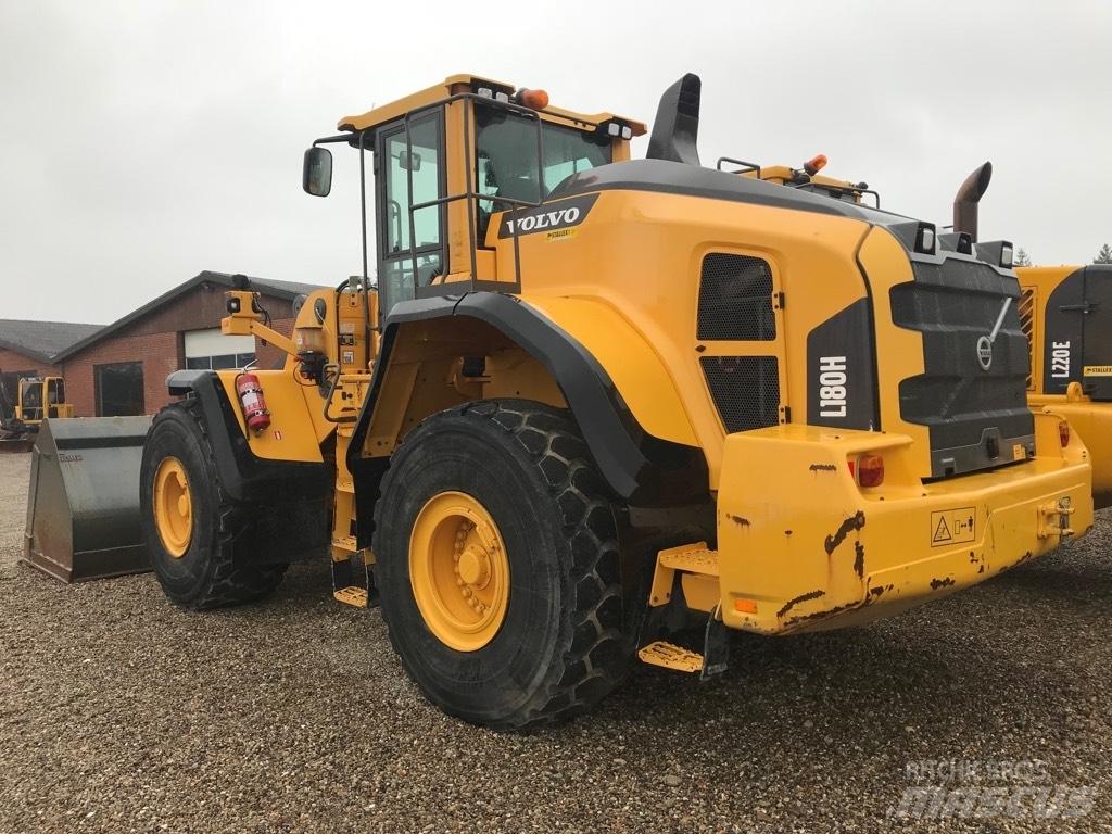 Volvo L180H Iekrāvēji uz riteņiem