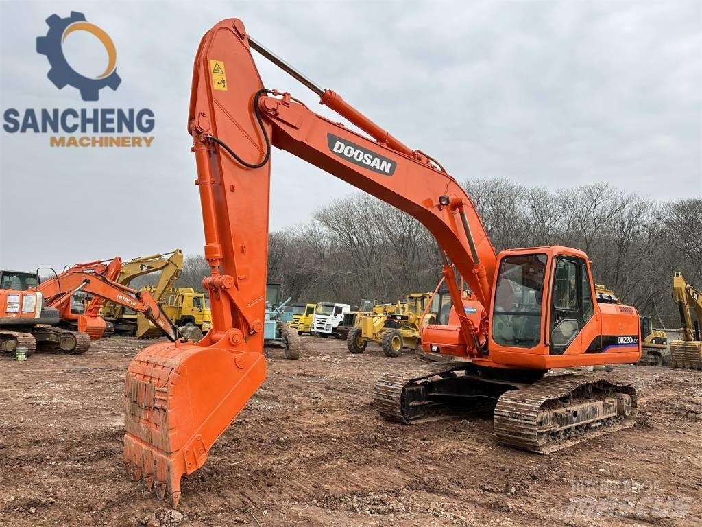 Doosan DH 220 Kāpurķēžu ekskavatori