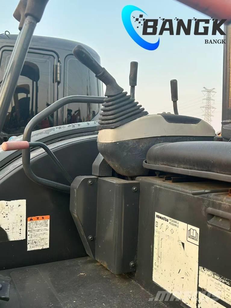  KOMΛ1‘SU PC40-MR Kāpurķēžu ekskavatori