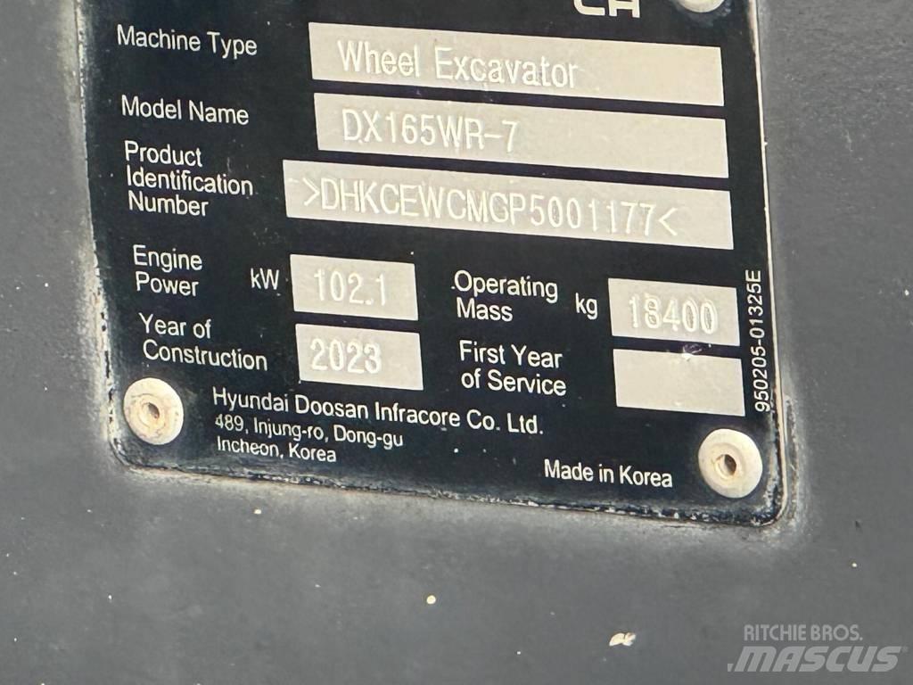 Doosan DX165WR-7 Ekskavatori uz riteņiem