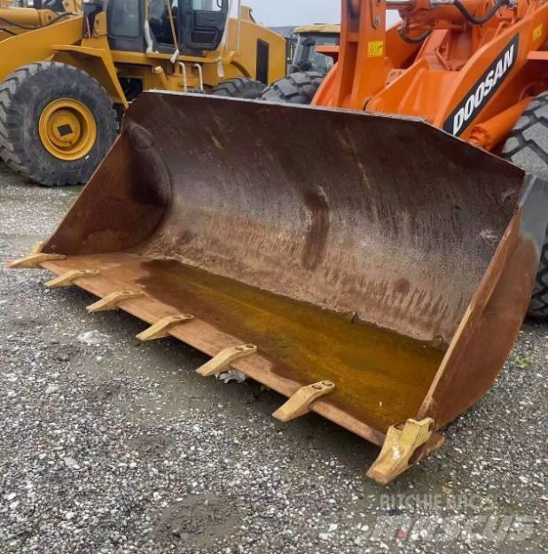 Doosan DL505 Iekrāvēji uz riteņiem