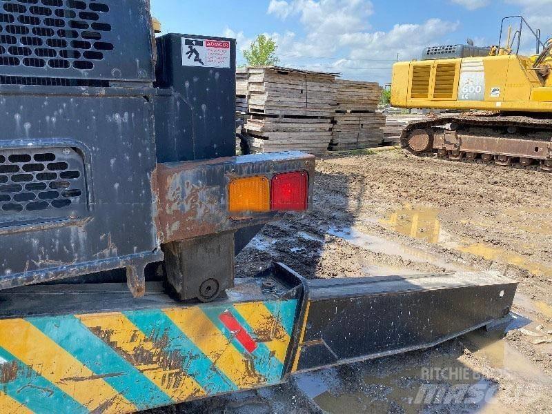 Tadano TR 300 E-1 Celtņi nelīdzenām virsmām