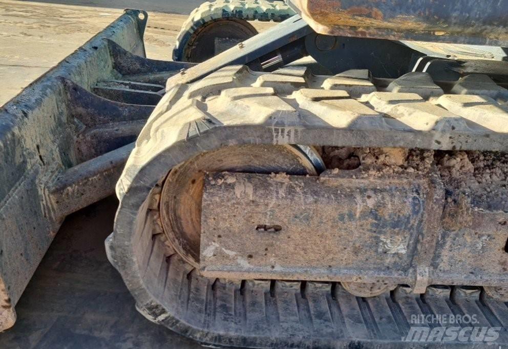 Kobelco SK75SR-7 Vidēja lieluma ekskavatori 7 t - 12 t