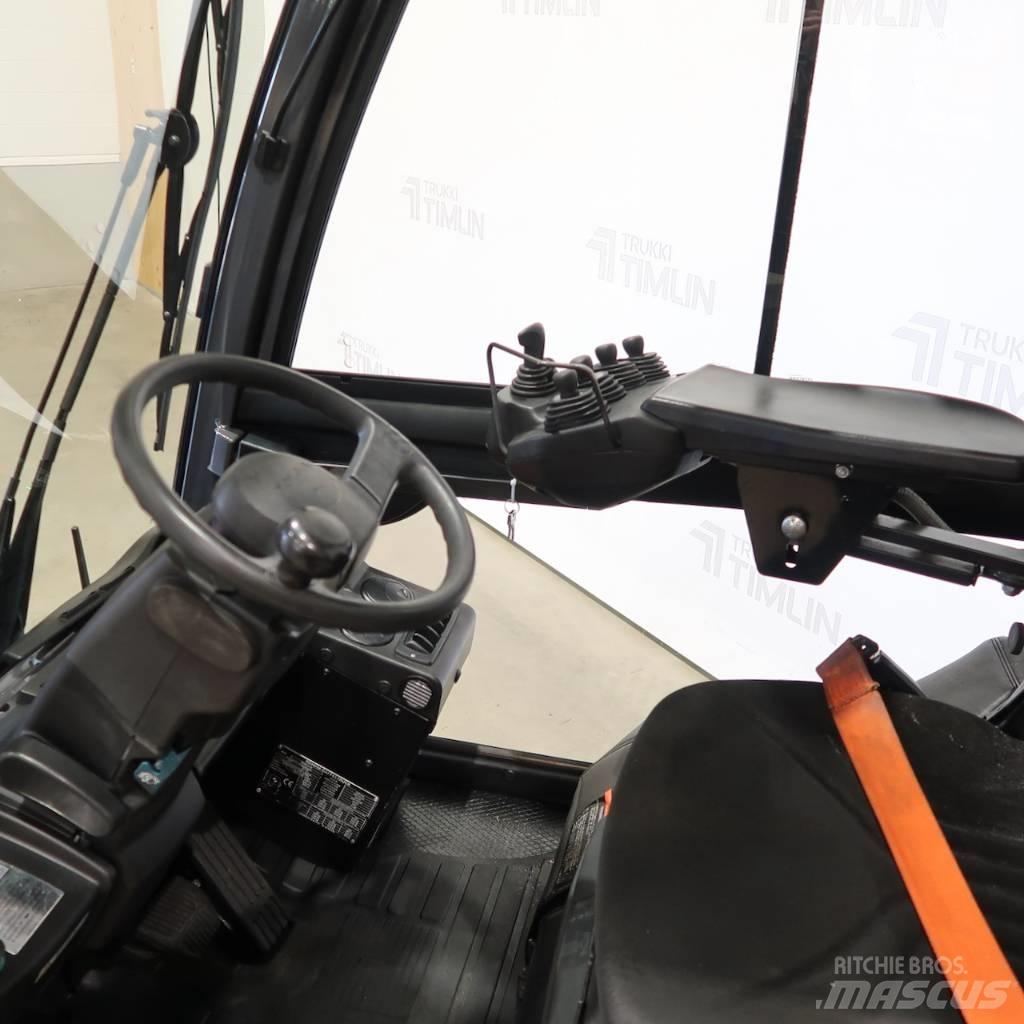 Toyota 02-8FDJF35 Tehnika ar dīzeļa dzinēju