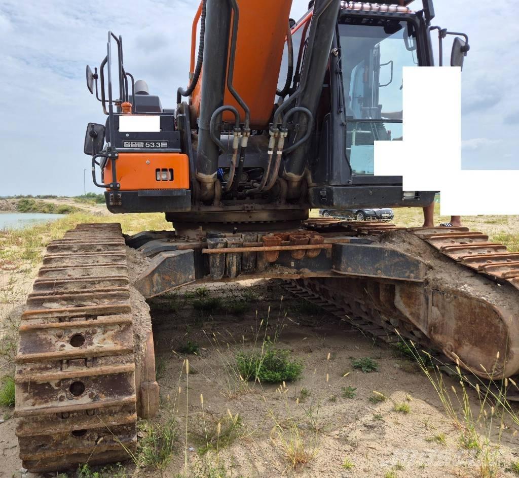 Doosan DX 530 LC-5 Kāpurķēžu ekskavatori