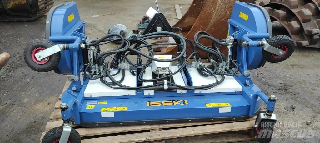 Iseki THM 3000B Pļaujmašīnas