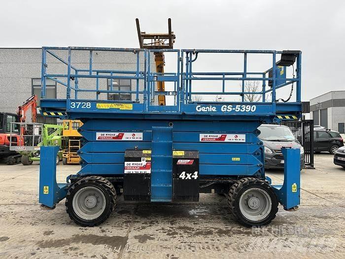 Genie GS5390 RT Šķerveida pacēlāji