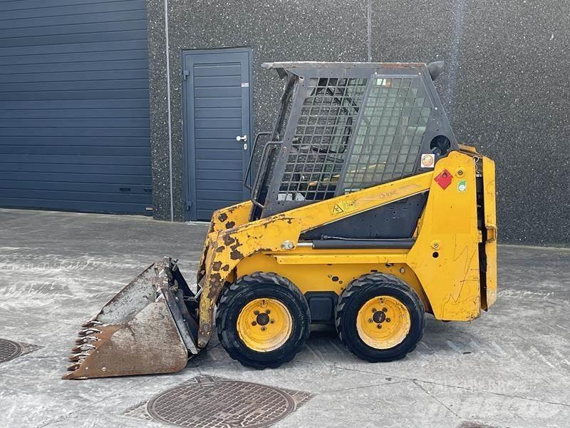 Bobcat S 70 Lietoti riteņu kompaktiekrāvēji