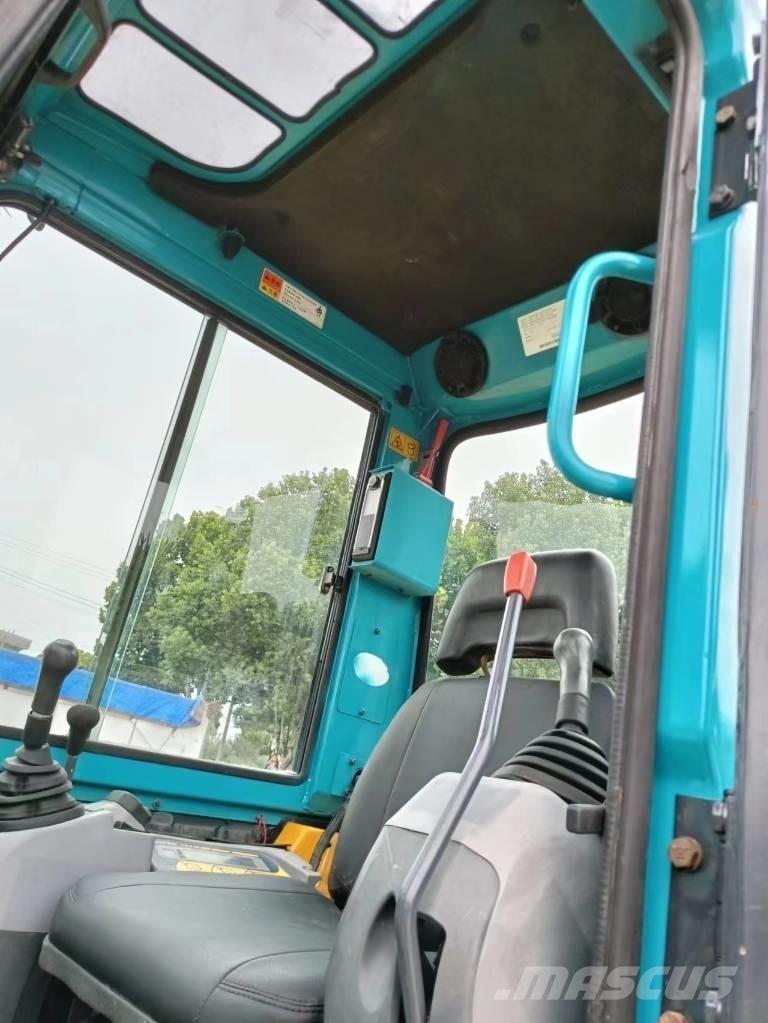 Kubota 155 Kāpurķēžu ekskavatori