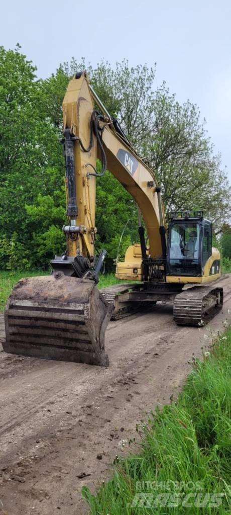 CAT 320 Kāpurķēžu ekskavatori