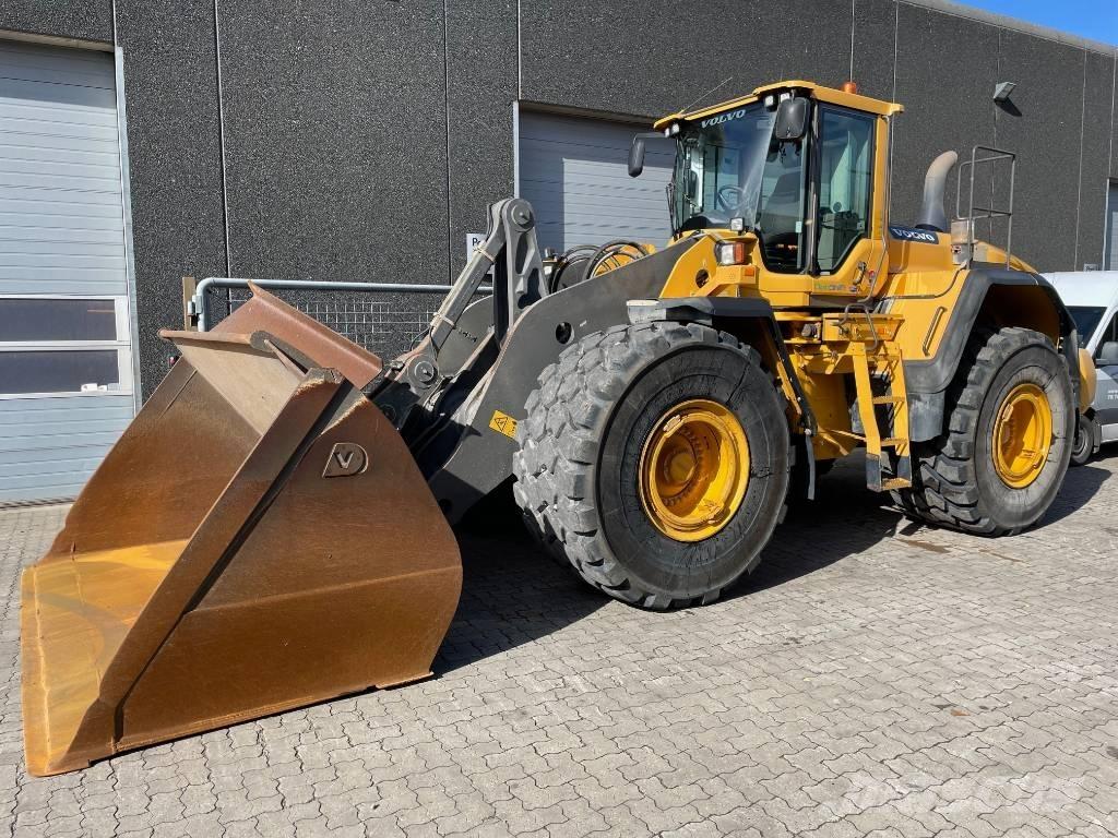 Volvo L220G Iekrāvēji uz riteņiem