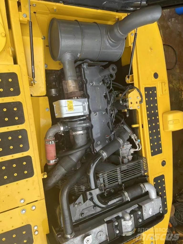 Komatsu PC 200-7L Kāpurķēžu ekskavatori