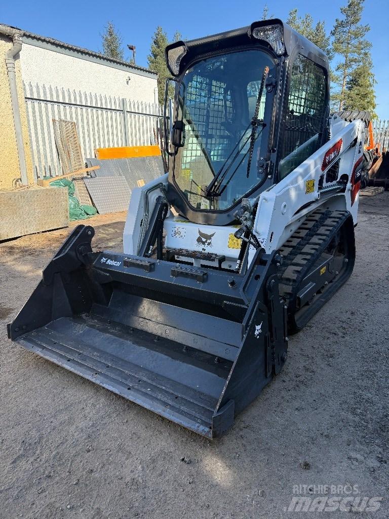 Bobcat T 450 Lietoti riteņu kompaktiekrāvēji