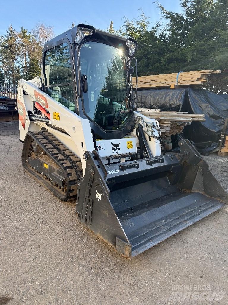 Bobcat T 450 Lietoti riteņu kompaktiekrāvēji