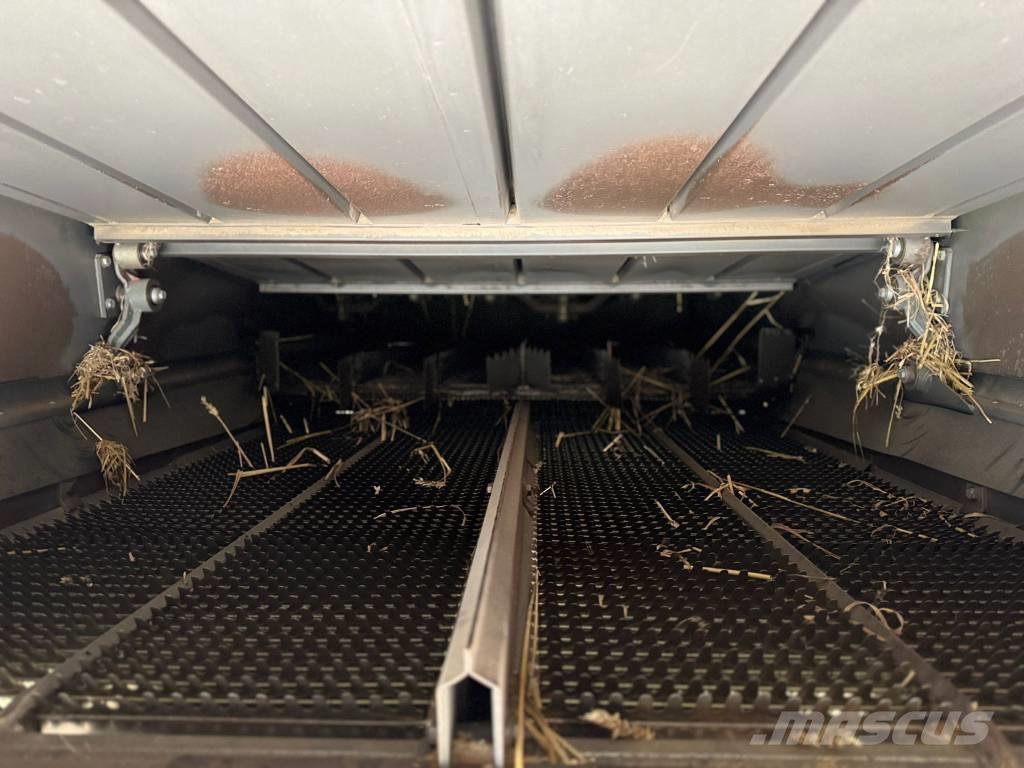 CLAAS Medion 340 Ražas novākšanas kombaini