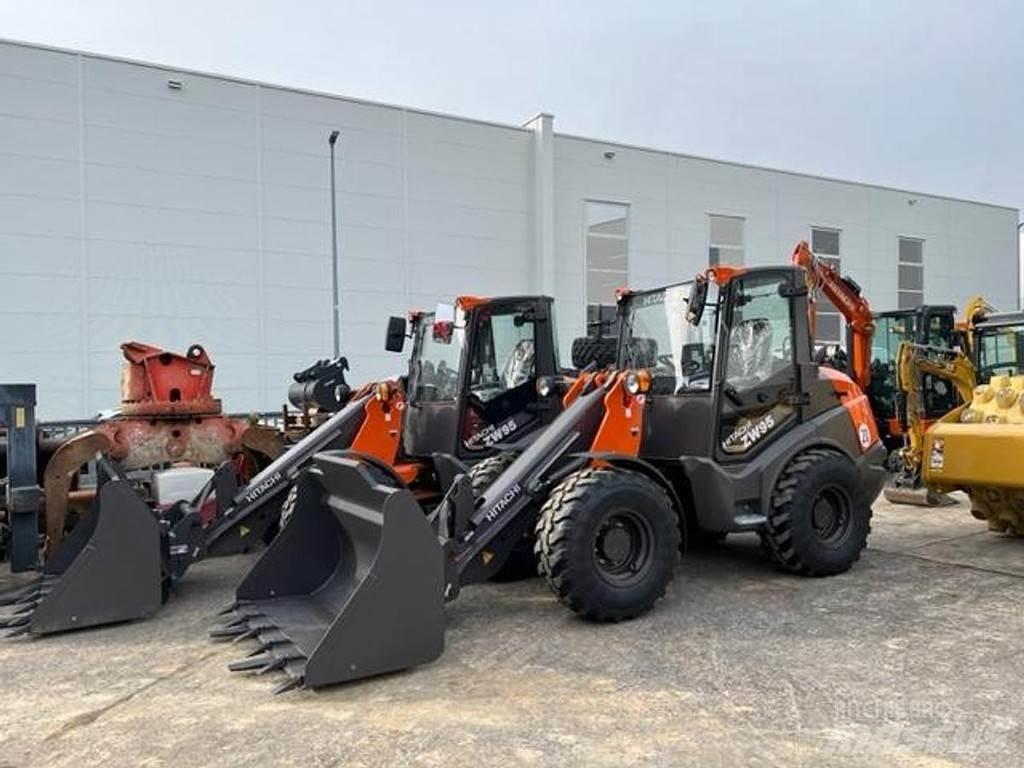 Hitachi ZW95-6C Iekrāvēji uz riteņiem