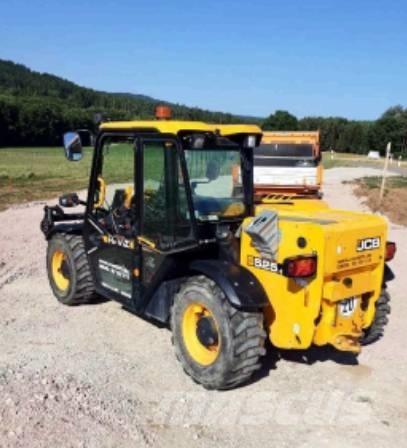 JCB 525-60 Teleskopiskie manipulatori