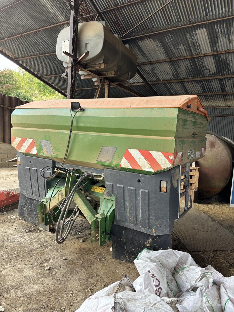 Amazone ZA TS 4200 Šķidrā mēslojuma smidzinātāji