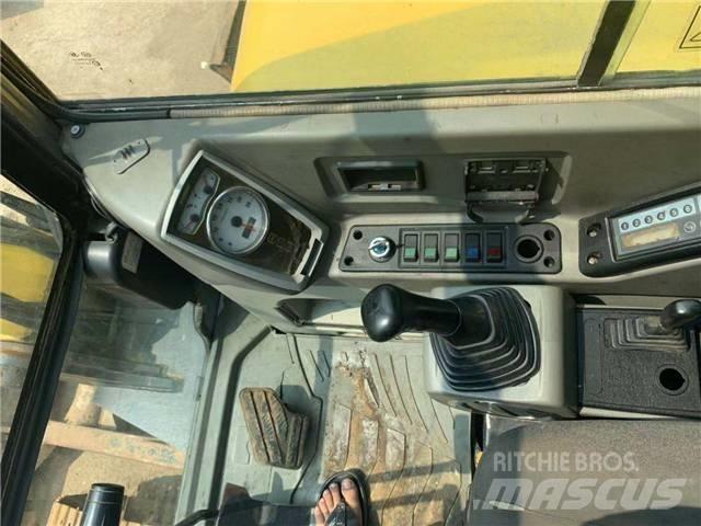 Hyundai R80-7 Kāpurķēžu ekskavatori