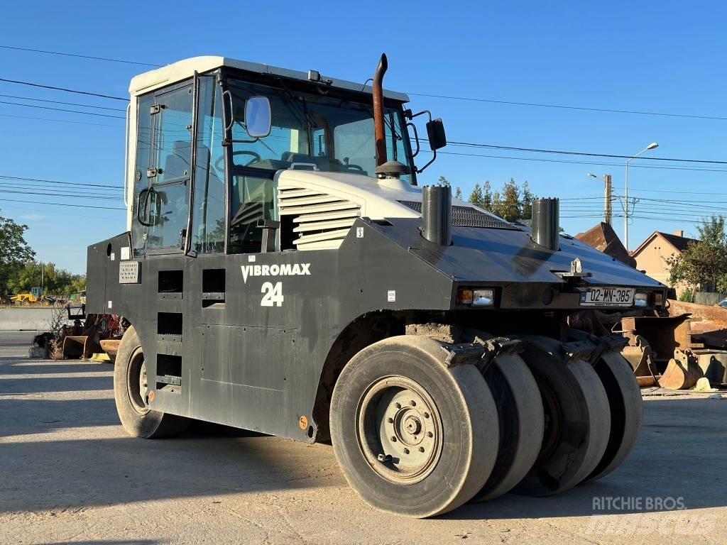 Vibromax W2400 Pneimatiskie veltņi