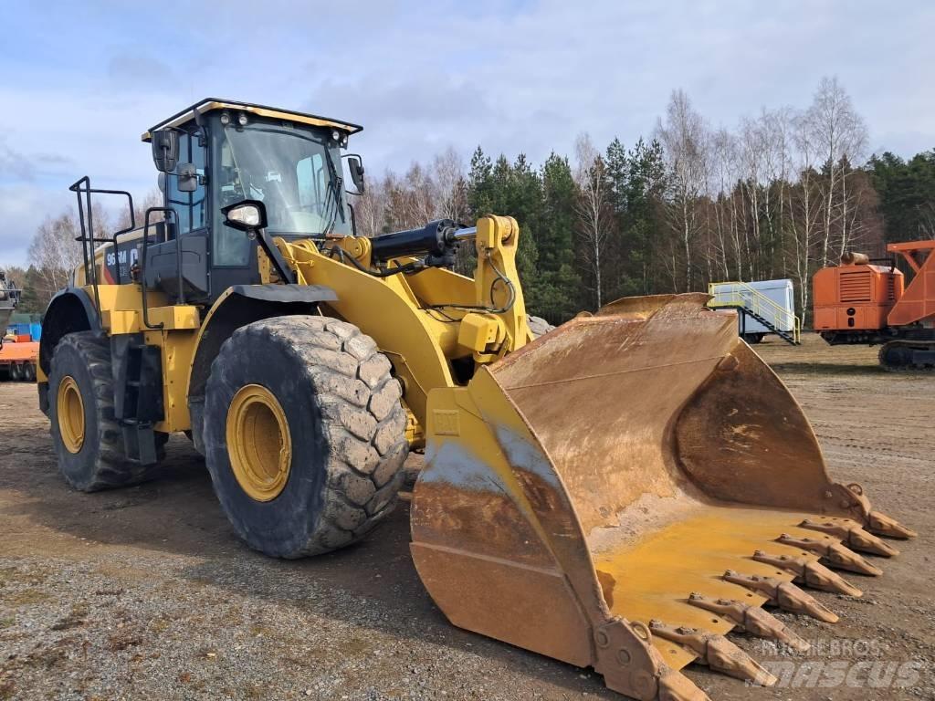 CAT 966M XE Iekrāvēji uz riteņiem