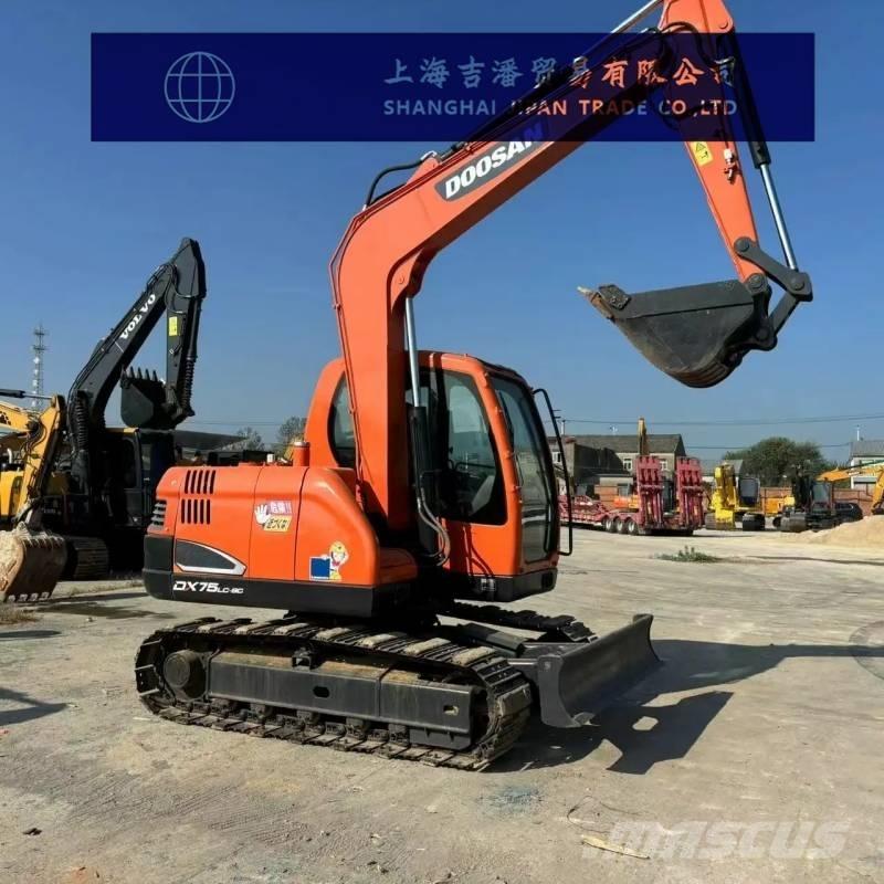Doosan DX 75 Vidēja lieluma ekskavatori 7 t - 12 t
