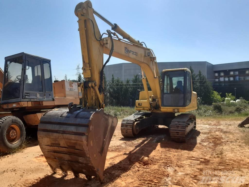 Komatsu PC200EN-6K Kāpurķēžu ekskavatori