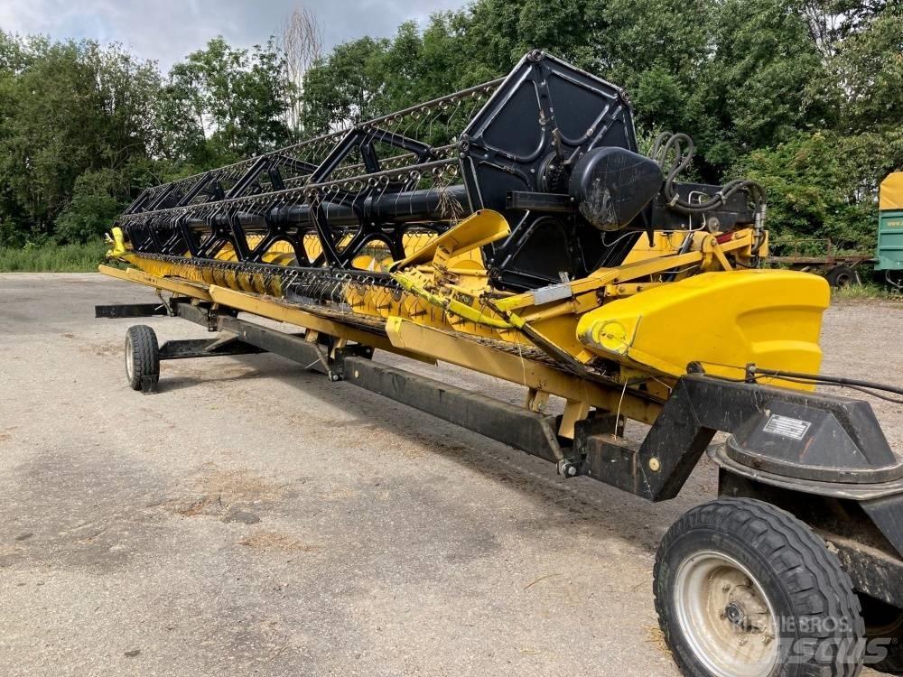 New Holland CR 9080 Ražas novākšanas kombaini