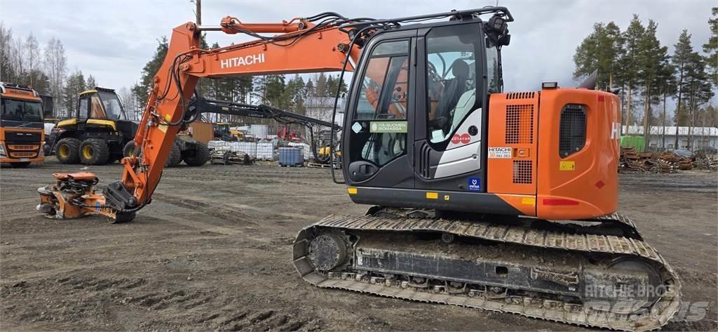 Hitachi ZX135US-5B Kāpurķēžu ekskavatori