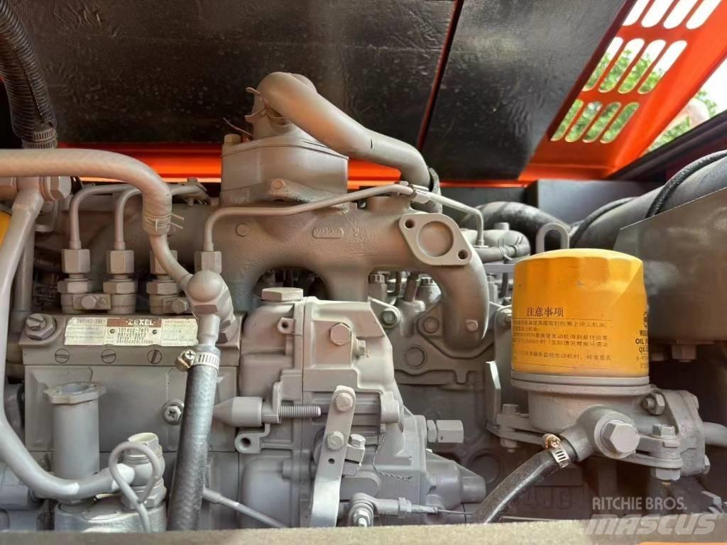 Hitachi ZX 70 Kāpurķēžu ekskavatori