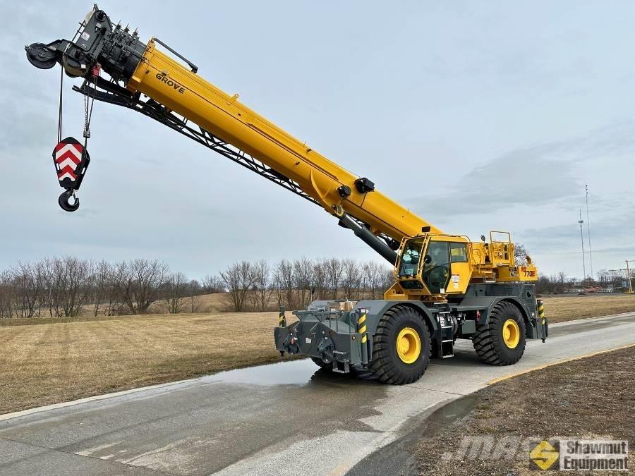 Grove RT770E Celtņi nelīdzenām virsmām
