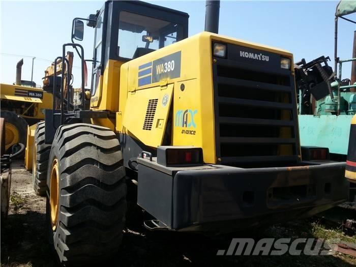Komatsu WA 380-3 Iekrāvēji uz riteņiem