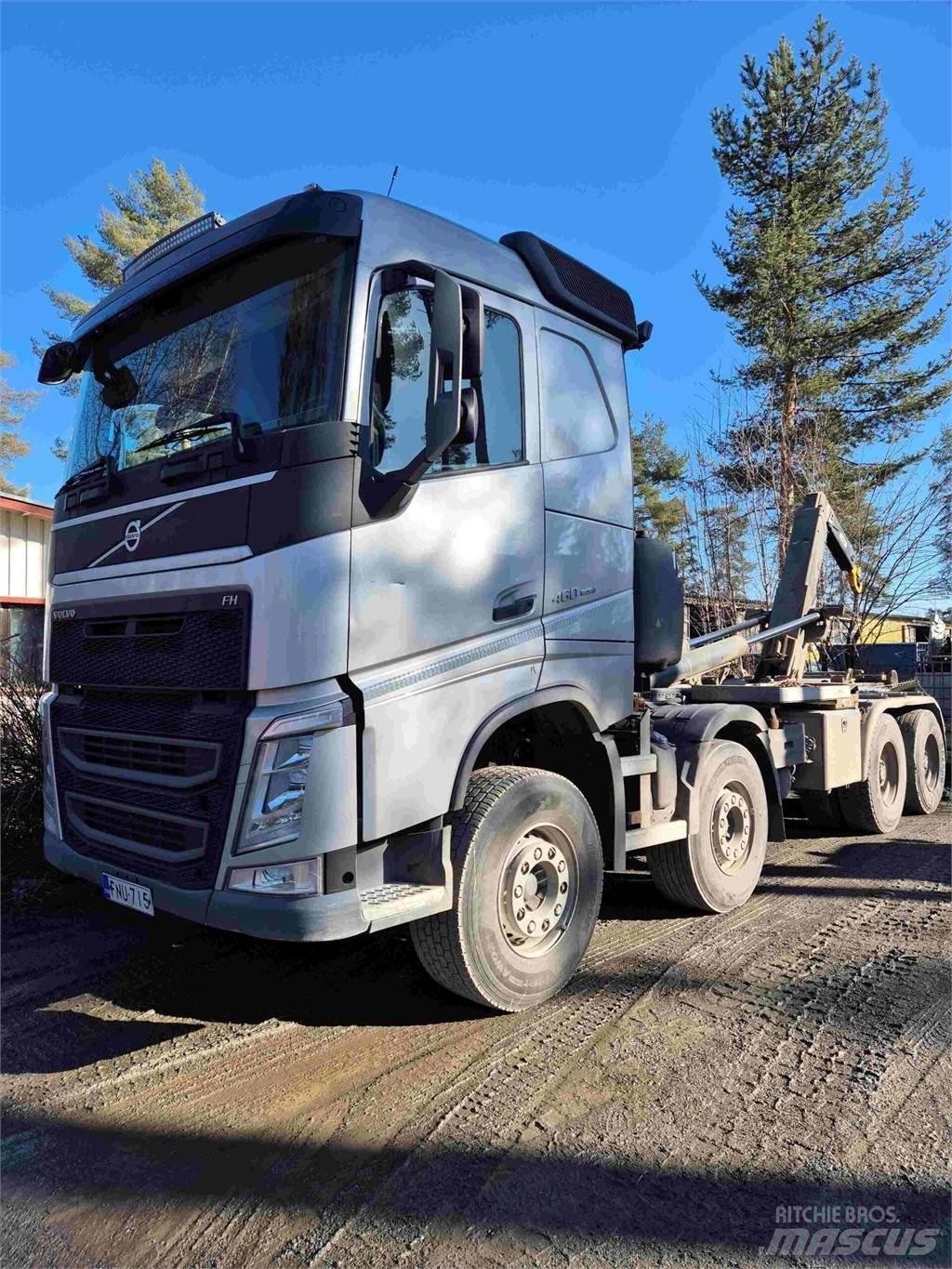 Volvo FH460 Treileri ar āķi