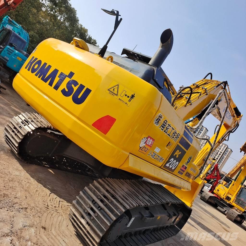 Komatsu PC 200-8 Kāpurķēžu ekskavatori