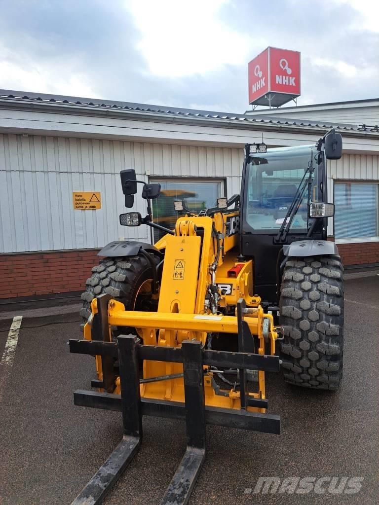 JCB 542-70 Agri Pro Lauksaimniecības pacēlāji