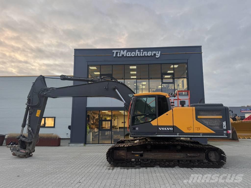 Volvo EC 250 EL Kāpurķēžu ekskavatori