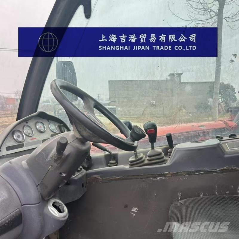 Manitou MT 732 Teleskopiskie manipulatori