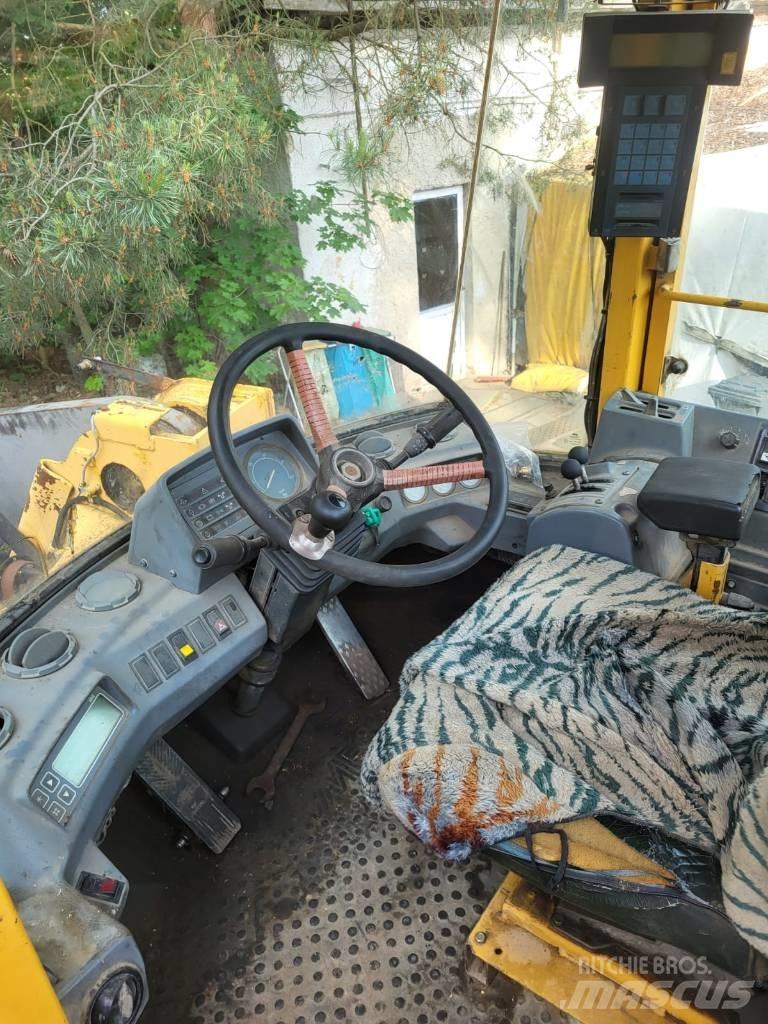 Volvo BM L 150 Iekrāvēji uz riteņiem