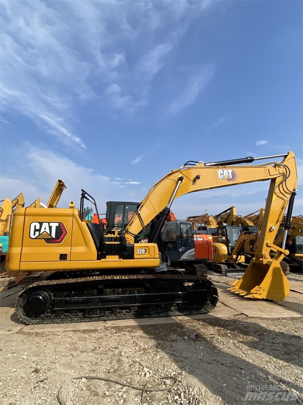 CAT 320 Kāpurķēžu ekskavatori